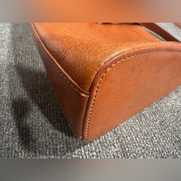 Wilsons Leather Pelle Studio Cognac Shoulder Bag - Picture 11 of 12